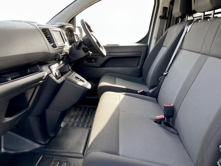 2024 Peugeot e-Expert e 1000 75kWh Professional Premium + Standard Panel Van Auto MWB 6dr (7kW Ch...