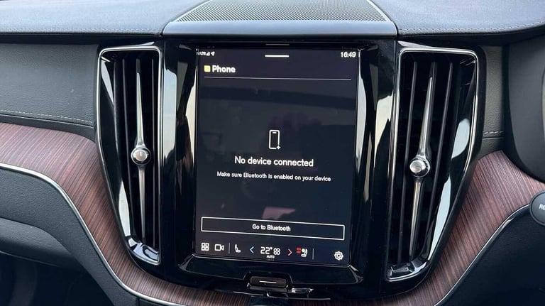 2024 Volvo XC60 Ultimate, B5 AWD Mild hybrid, Petrol, Dark ESTATE Petrol/Electric Hybrid Automatic