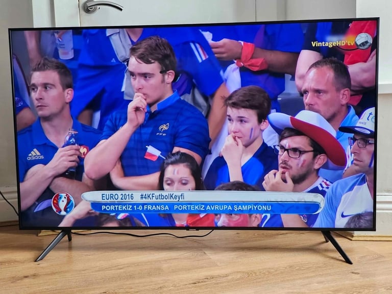 Samsung 55 inch 4K Crystal Ultra HD Smart HDR LED TV with Latest Apps