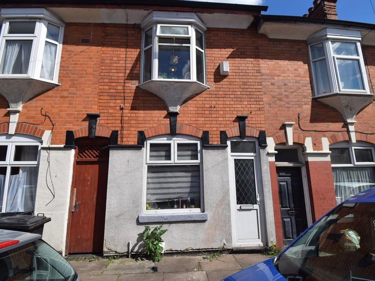 4 bed house to rent in Leicester 