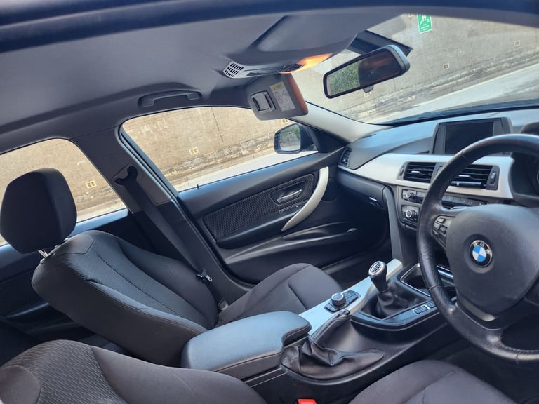 BMW, 3 SERIES, Saloon, 2014, Manual, 1598 (cc), 4 doors