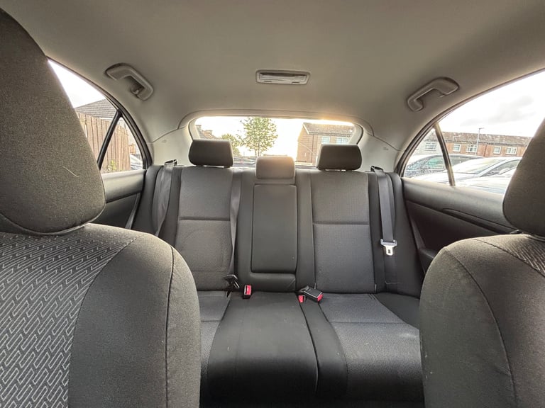 Toyota, AVENSIS, Hatchback, 2009, Manual, 1998 (cc), 5 doors