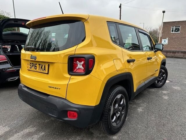 2016 Jeep Renegade 1.6 E-torQ Sport 5dr ESTATE Petrol Manual