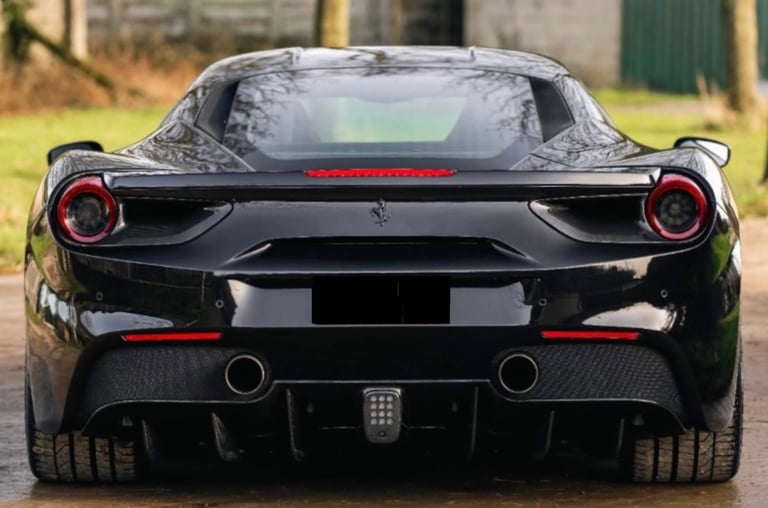 FERRARI 488 3.9T V8 GTB F1 DCT [CARBON PACK] ONLY 32K MILES! | HPI CLEAR | RHD