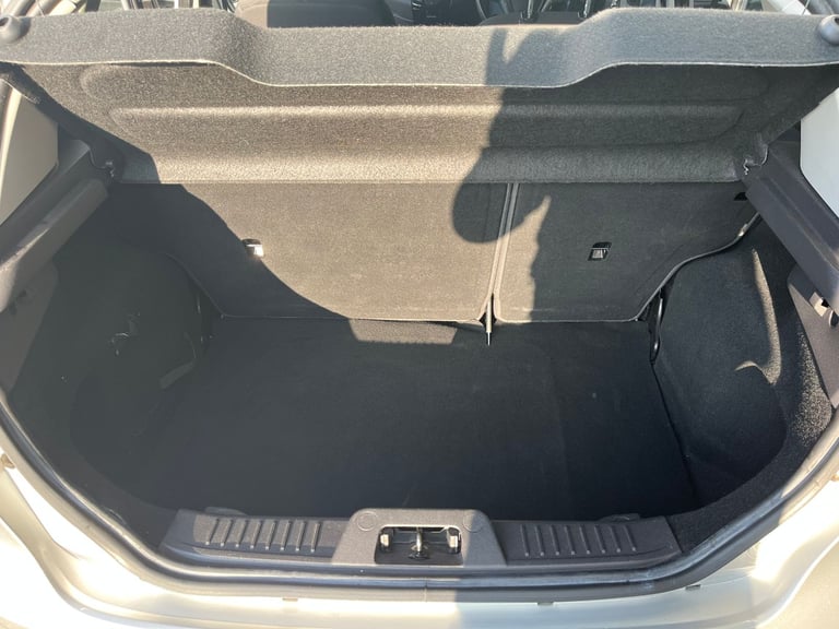 Ford, FIESTA, Hatchback, 2012, Manual, 998 (cc), 5 doors