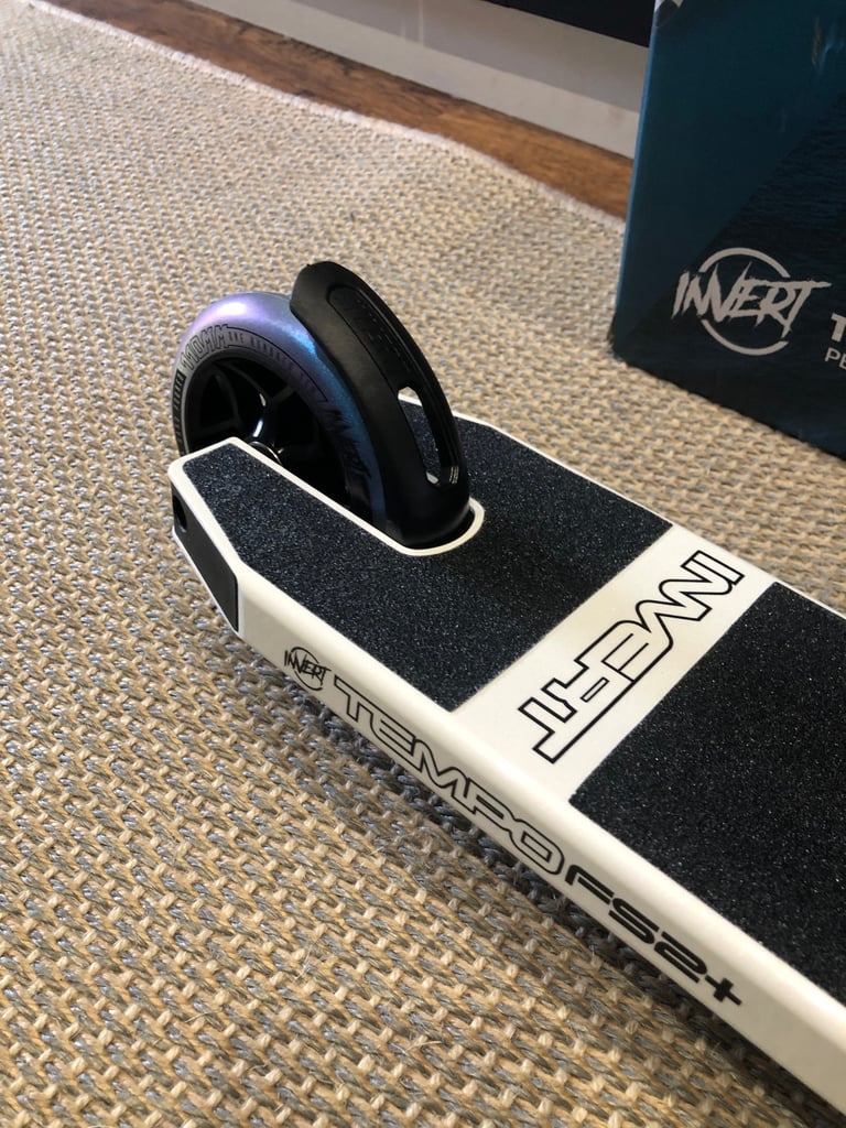 Scooter Invert Tempo FS2+  ** New **
