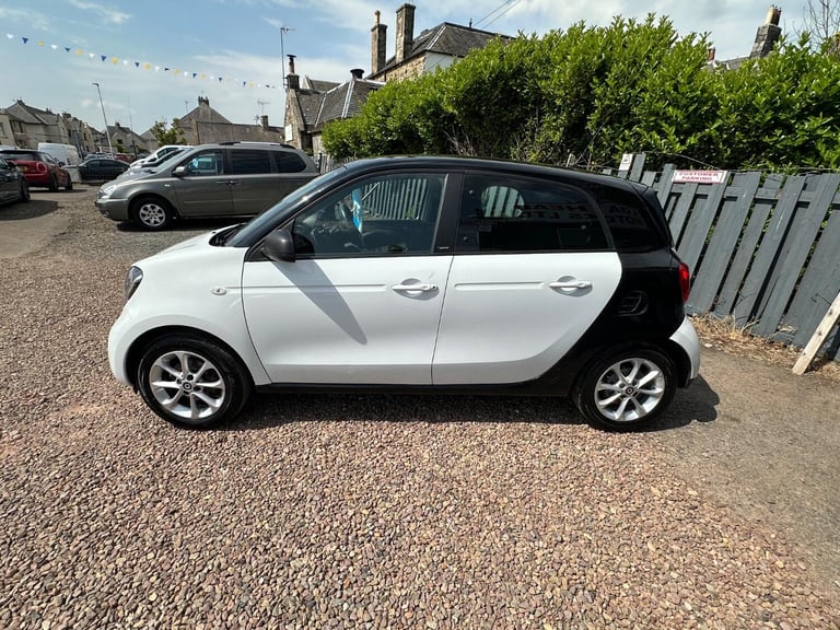 FINANCE AVAILABLE - VERY LOW MILEAGE SMART FORFOUR