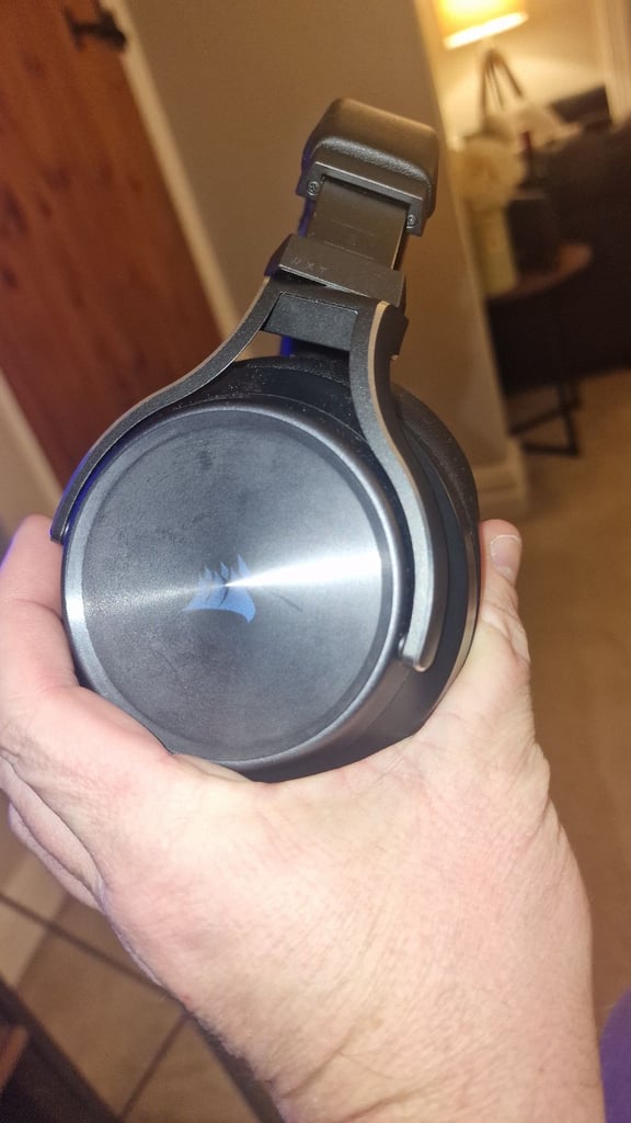 Corsair Gaming headset. 