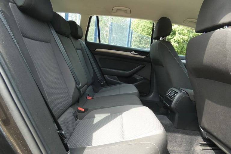 2015 Volkswagen Passat 1.6 TDI BlueMotion Tech S Estate 5dr Diesel Manual Euro 6 (s/s) (120 ps) E...