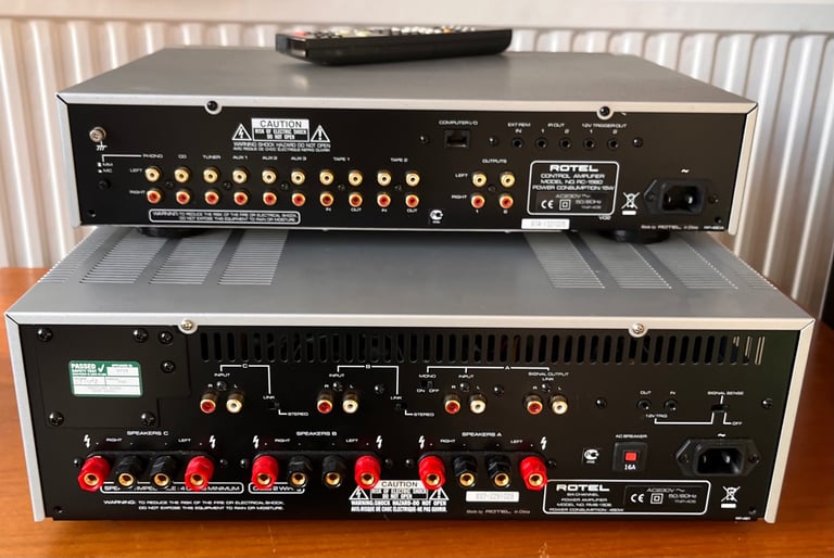 ROTEL RC-1580 Pre/RMB-1506 Power Amp combination