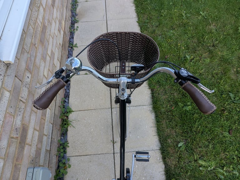 Dawes Duchess ladies bike 