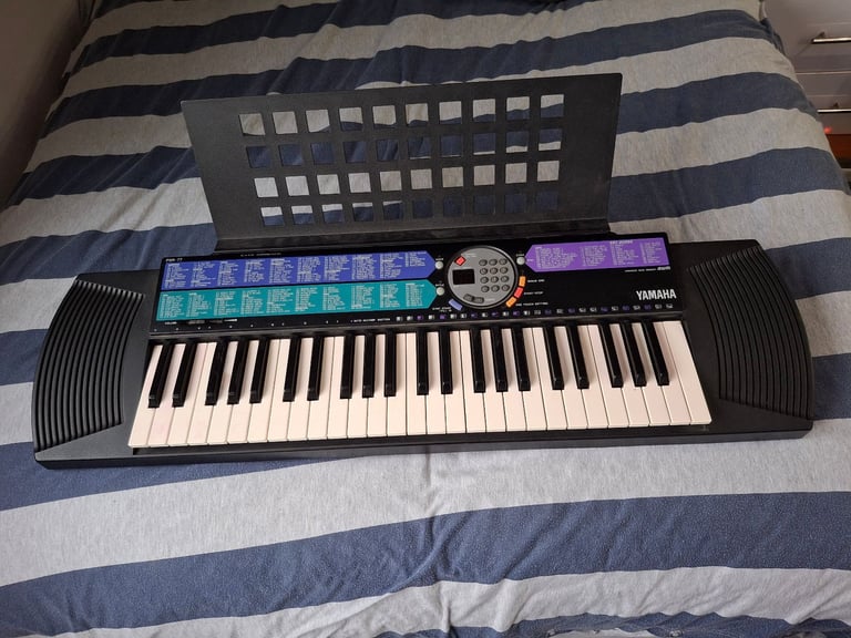 Yamaha keyboard 