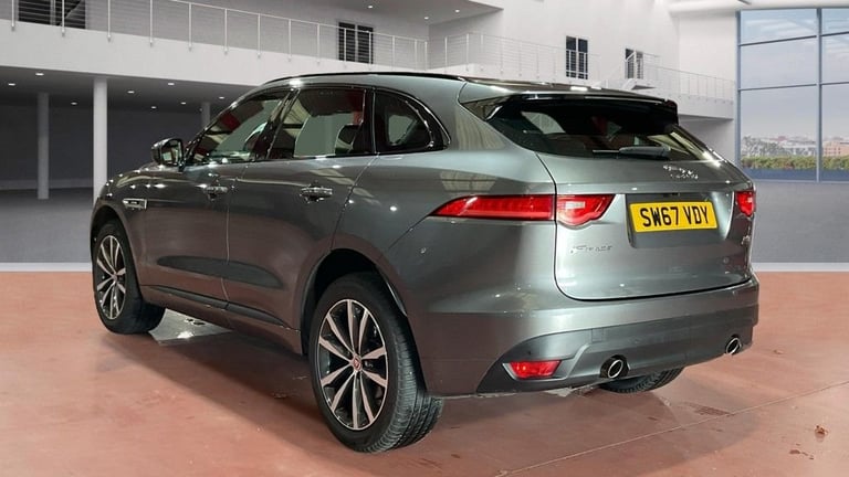 2017 Jaguar F-Pace 2.0 D240 R-Sport SUV 5dr Diesel Auto AWD Euro 6 (s/s) (240 ps) ESTATE Diesel A...