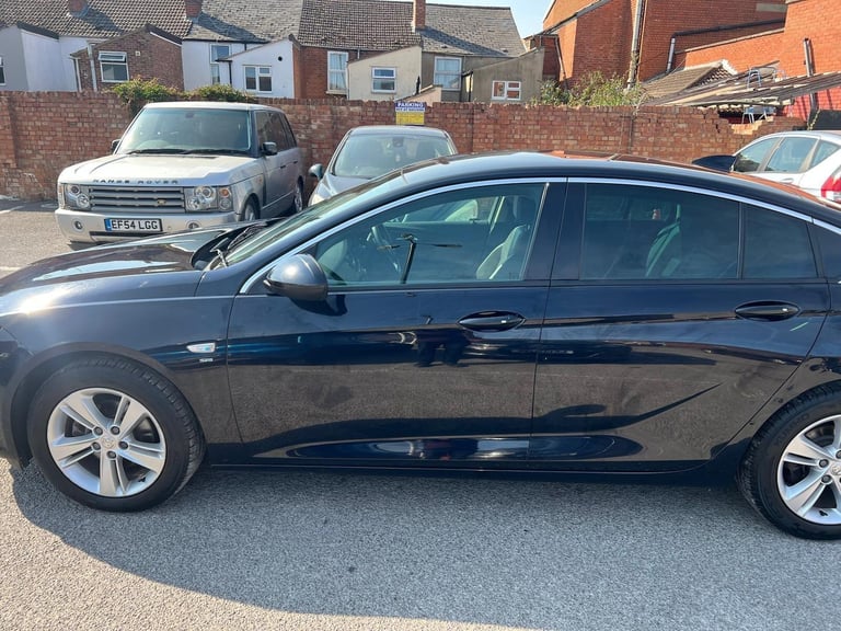 2017 Vauxhall Insignia 1.6 Turbo D ecoTEC BlueInjection SRi Nav Grand Sport Euro 6 (s/s) 5dr HATC...