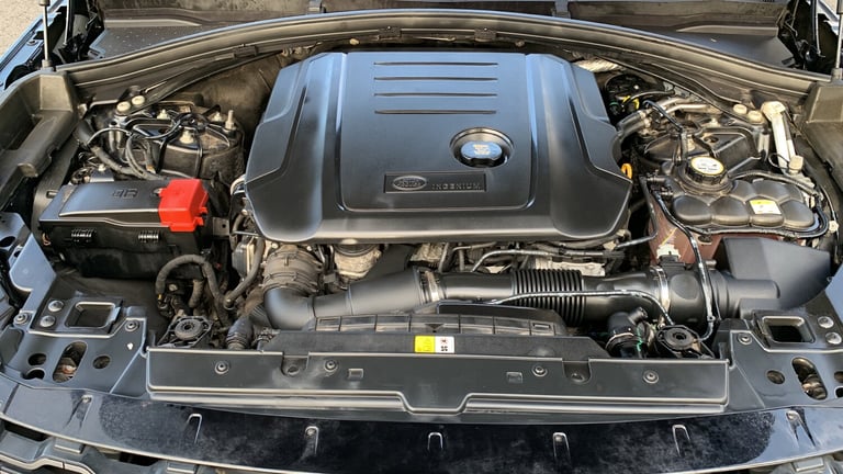 2018 Land Rover Range Rover Velar 2.0 D240 R-Dynamic SE SUV 5dr Diesel Auto 4WD Euro 6 (s/s) (240...