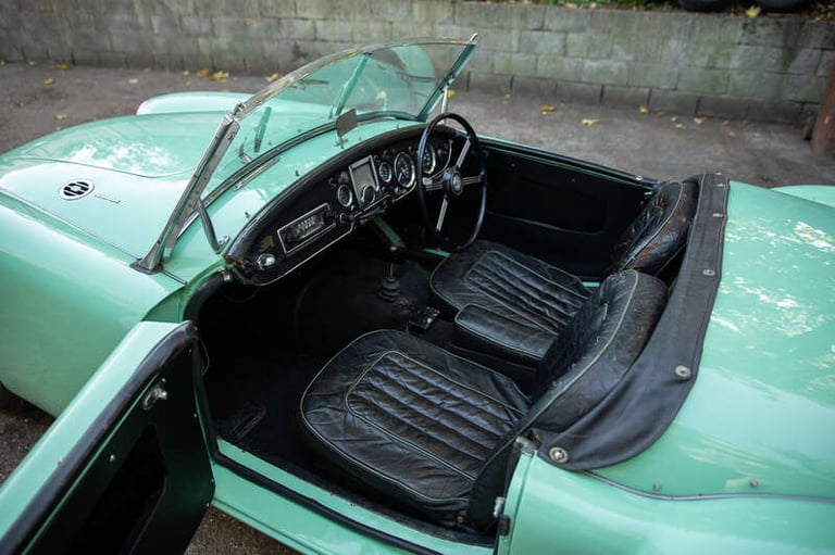 1985 MG MGA TWIN CAM ROADSTER Roadster PETROL Manual