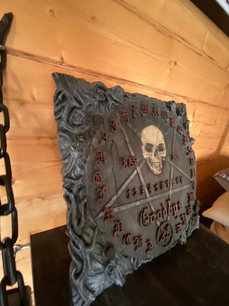 Gothic Nemesis now dead board 