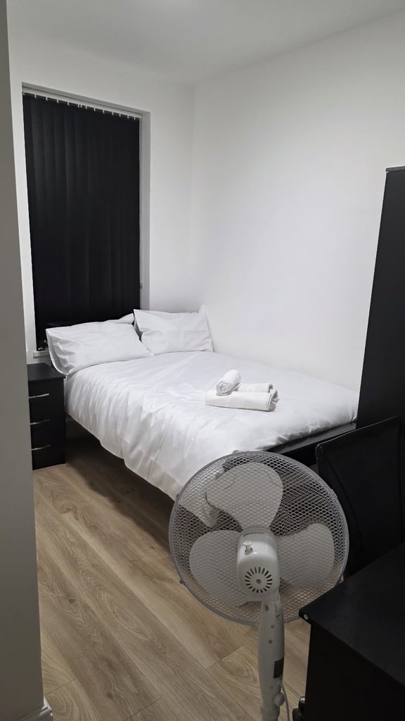 En-suite Studios available for rent short or long term 