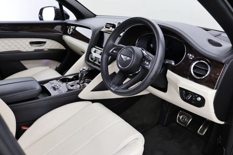 2021 Bentley Bentayga 4.0 V8 Base SUV 5dr Petrol Auto 4WD Euro 6 (s/s) (550 ps) ESTATE Petrol Aut...