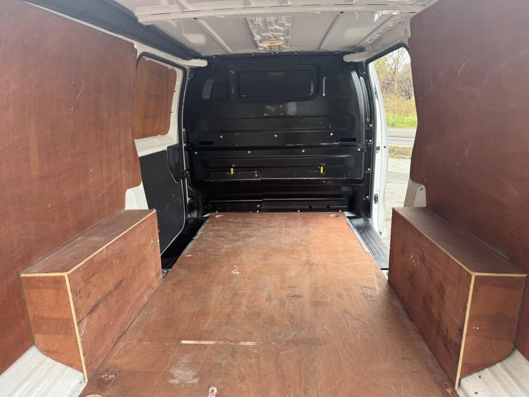 2020 Vauxhall Vivaro 1.5 Turbo D 2900 Sportive L2 H1 Euro 6 (s/s) 5dr PANEL VAN Diesel Manual