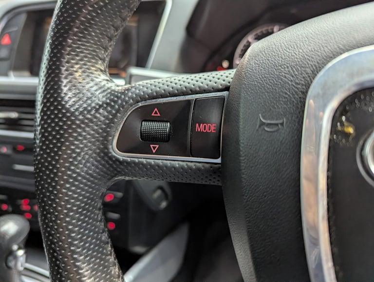 2009 Audi Q5 2.0 TDI Quattro S Line 5dr S Tronic ESTATE Diesel Automatic