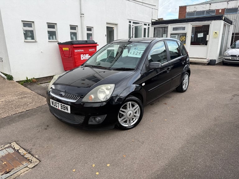2007 Ford Fiesta 1.4 Ghia 5dr HATCHBACK Petrol Manual