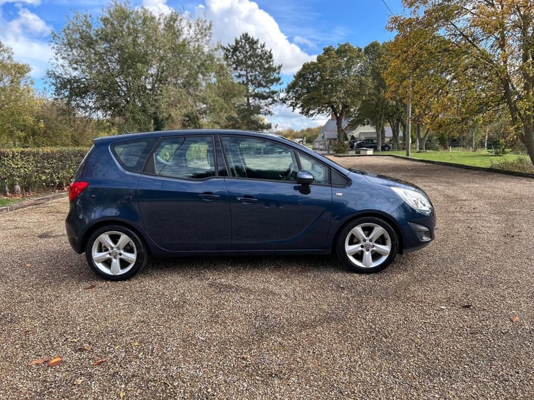 2013 Vauxhall Meriva 1.4 16V Exclusiv Euro 5 5dr MPV Petrol Manual