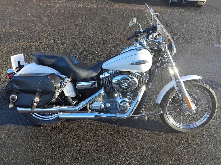 image for 2006 56 HARLEY DAVIDSON FXDC SUPER GLIDE CU 1584 SUPERGLIDE CUSTOM CRUISER WHITE