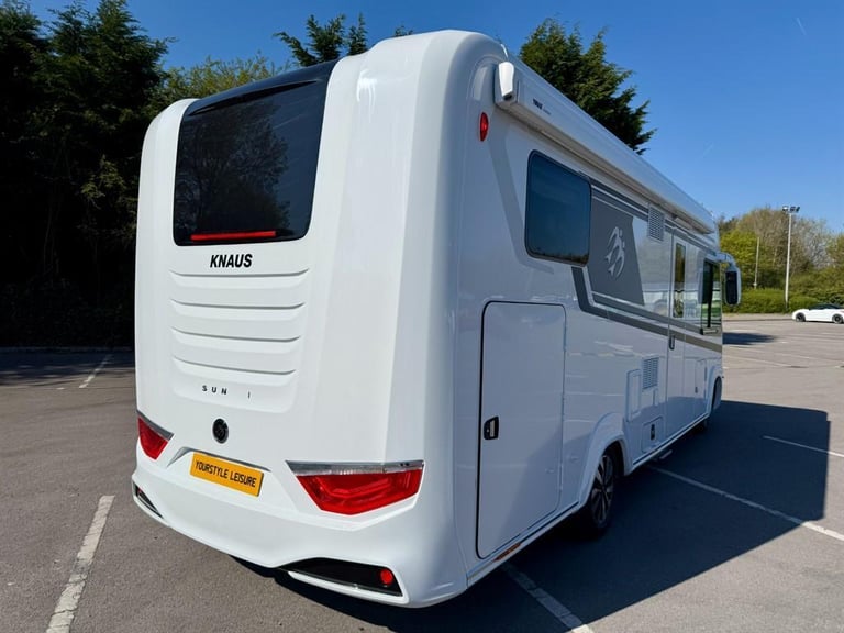 Knaus Sun I 700 LEG 6 Berth 4 Belts Luxury A Class Motorhome