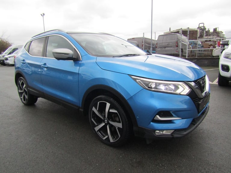 image for 2017 Nissan Qashqai 1.2 DiG-T Tekna+ 5dr Auto - Glass Pan Roof / Leather / Sat Nav Hatchback Petr...