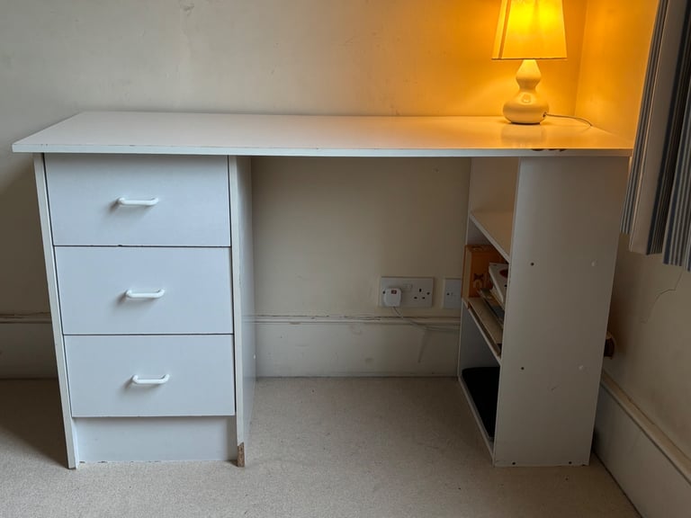 Desk - 120 x 50 cm - white