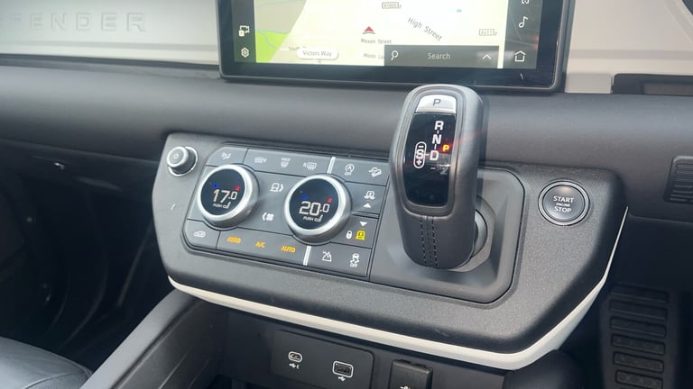 2023 Land Rover Defender 3.0 P400 XS Edition 90 3dr Auto - 22 Inch Alloys -