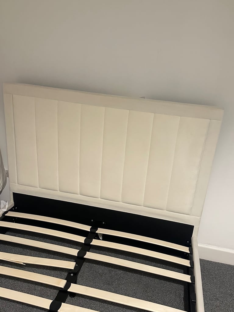 Double bed frame 