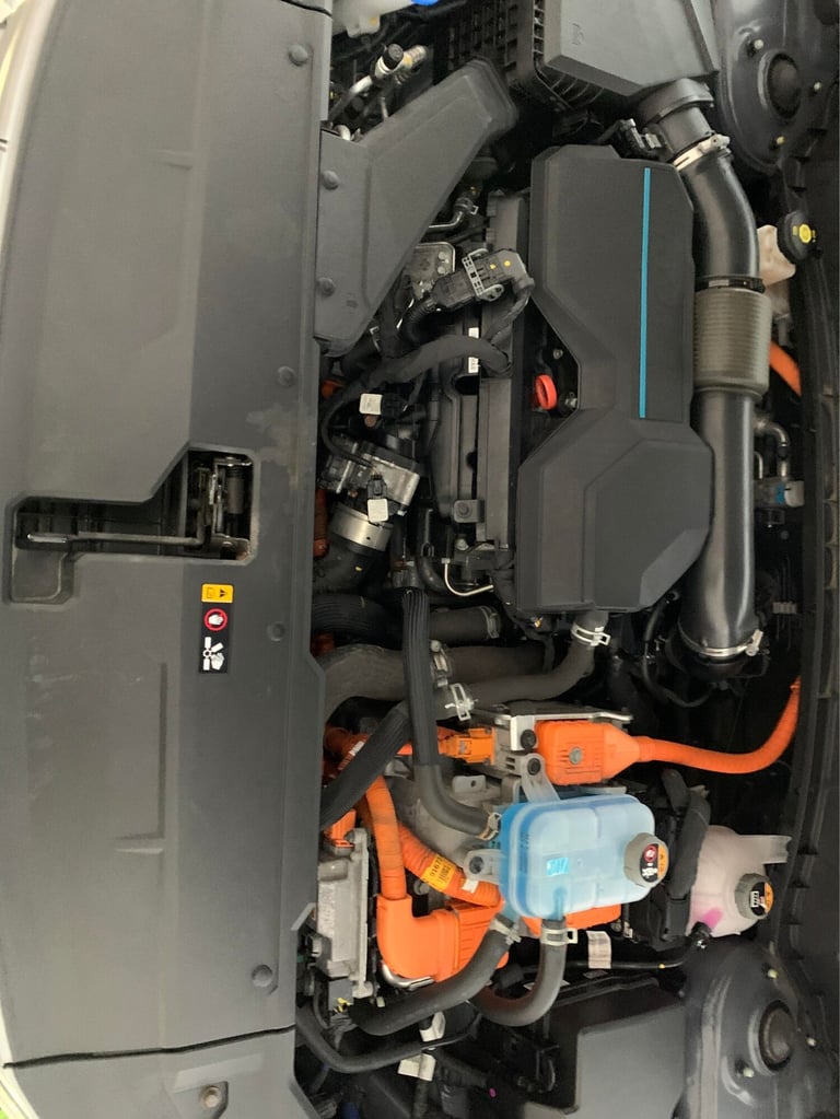 2022 Hyundai TUCSON 1.6 TGDi Plug-in Hybrid Ultimate 5dr 4WD Auto ESTATE PETROL/ELECTRIC Automatic