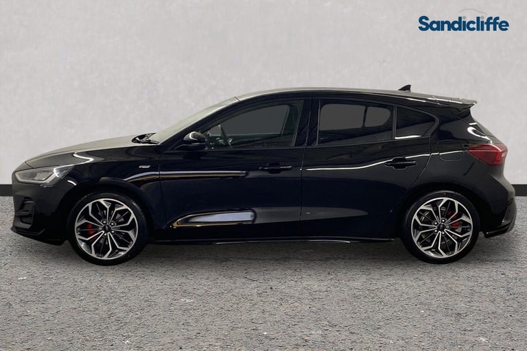 2025 Ford Focus 744494 Hatchback Petrol Manual