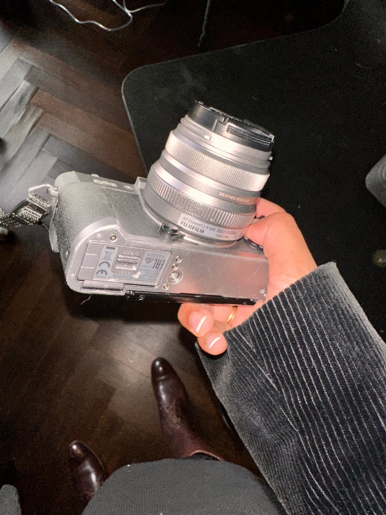 Fujifilm XT-20 mirrorless apc camera 