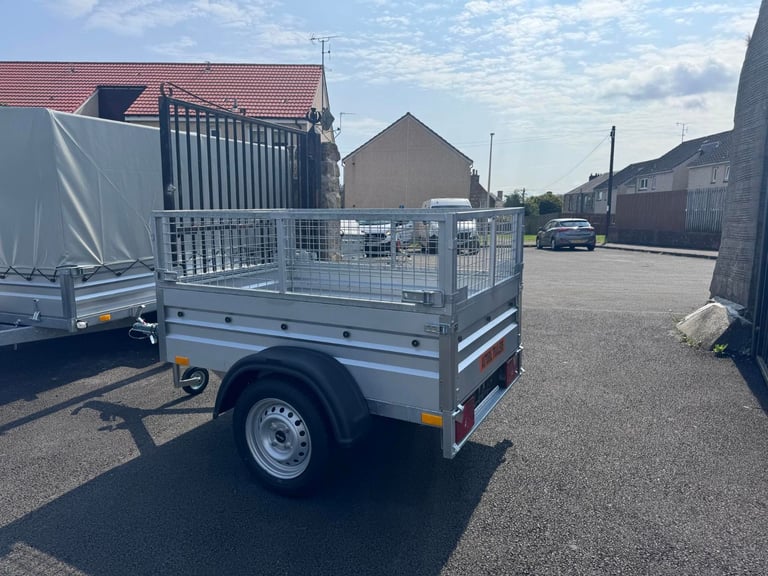 BRAND NEW 5ft X 4ft (B162) NIEWIADOW TRAILER WITH 40CM MESH 750KG