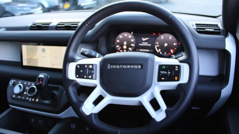 2024 Land Rover Defender 90 3.0 D250 Hard Top Auto SUV Diesel Automatic