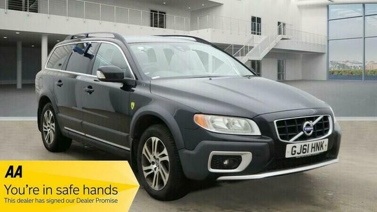 Volvo XC70 2.4 D5 SE Estate 5dr Diesel Geartronic AWD Euro 5 (215 ps)