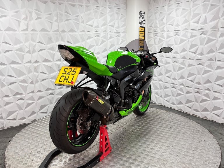 2012 Kawasaki ZX600 | *WARRANTY PROVIDED*