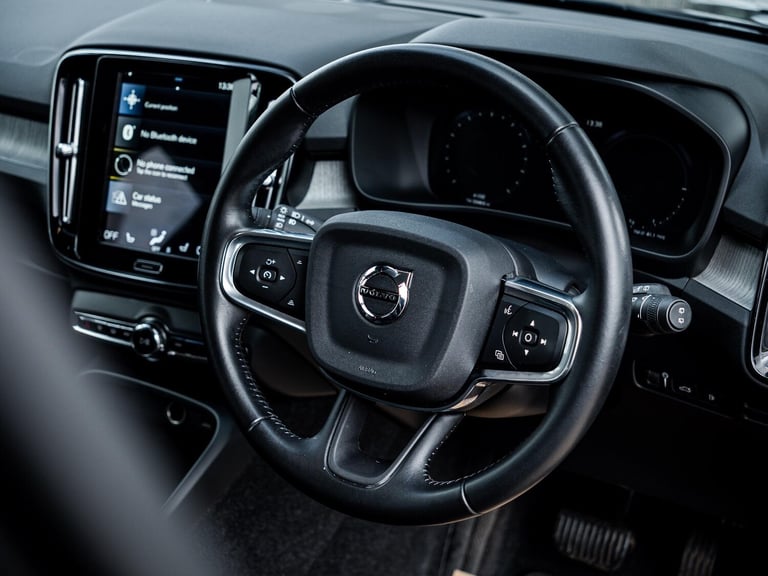 2021 Volvo XC40 1.5h T5 Twin Engine Recharge 10.7kWh Inscription Pro Auto Euro 6 (s/s) 5dr ESTATE...