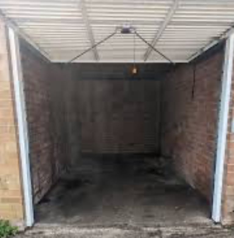 Garage - Storage Highly Secure Garage for Rent