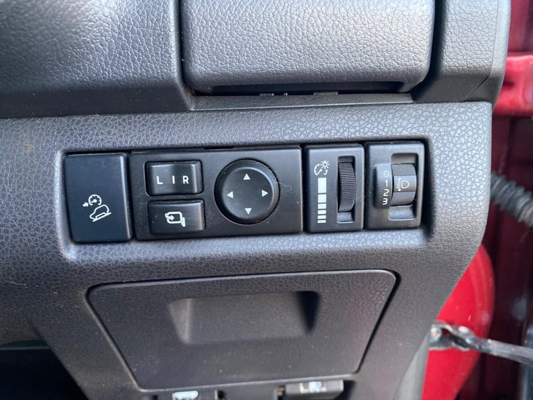 2019 Isuzu D-Max 1.9 TD Yukon 4WD Euro 6 4dr PICK UP Diesel Manual