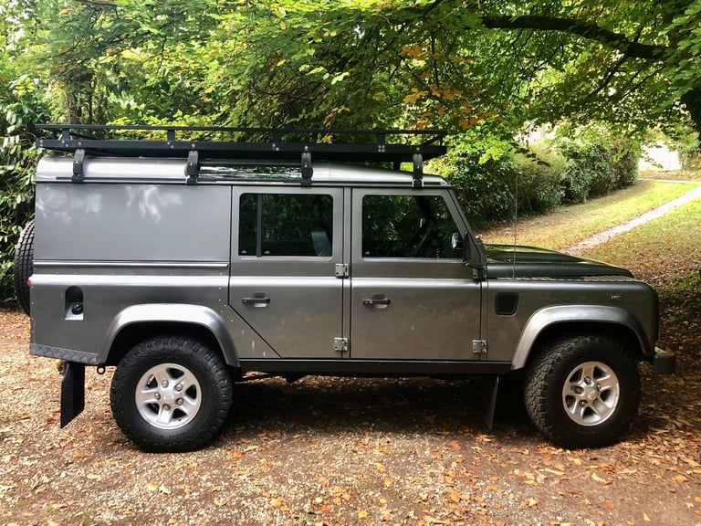 Land Rover, DEFENDER, Panel Van, 2010, Manual, 2401 (cc)