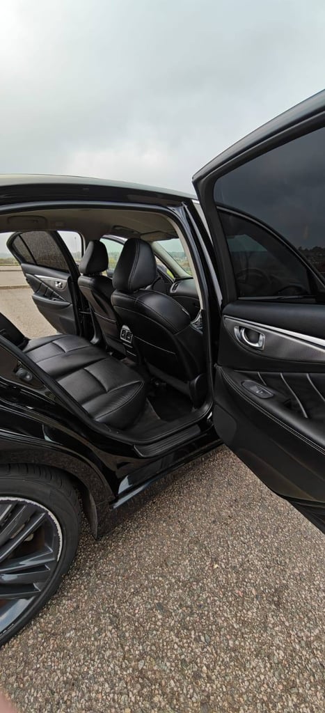 Infiniti, Q50, Saloon, 2016, Semi-Auto, 3498 (cc), 4 doors