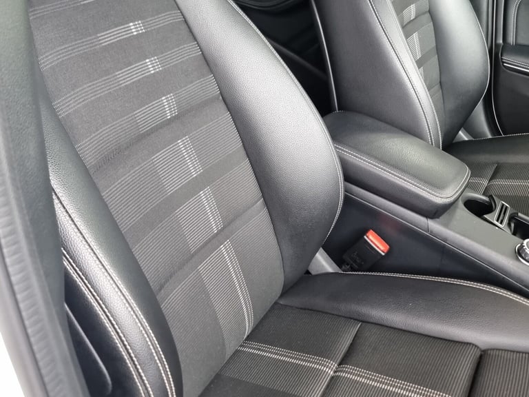 2018 Mercedes-Benz GLA GLA 180 Urban Edition 5dr ESTATE PETROL Manual