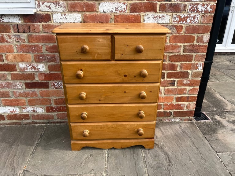 Large Solid Pine Chest of Drawers - Good Condition 