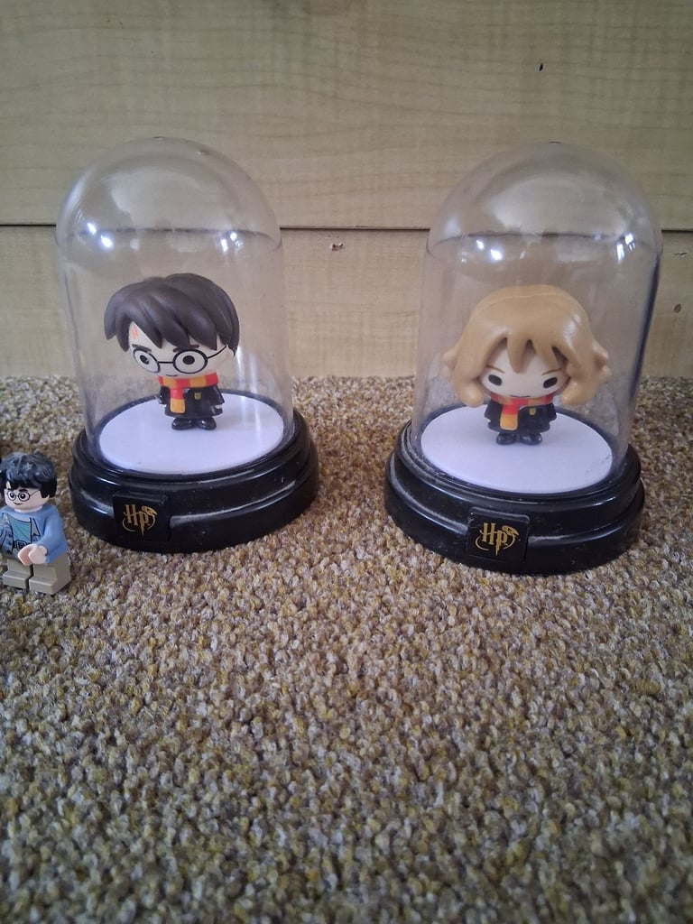 Harry potter lego figures and light globes