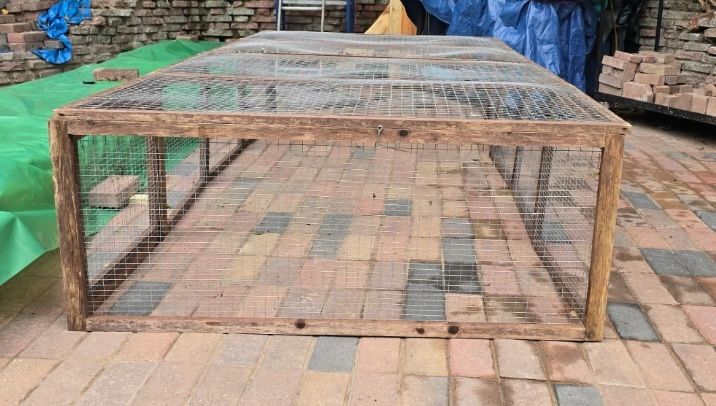 7.7 Ft XL Folding Canterbury Guinea pig / Rabbit Foldaway Run
