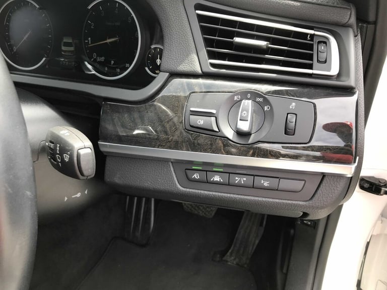 2015 65 BMW 750I M SPORT 4.4 V8 AUTOMATIC - OVER £17,500 OF OPTIONS EXTRAS